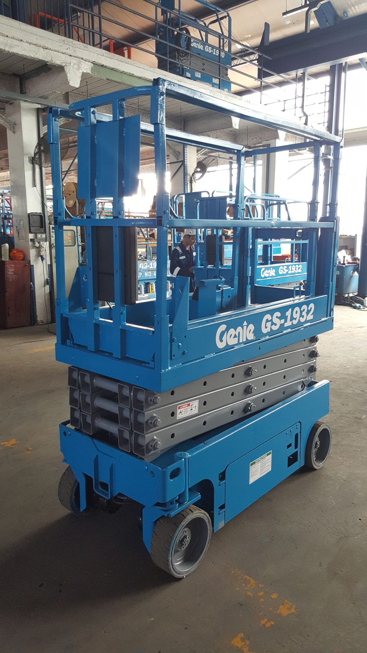 GS-1932 Scissor Lift (2009) (Good or Recon) - Singapore Used Equipment ...